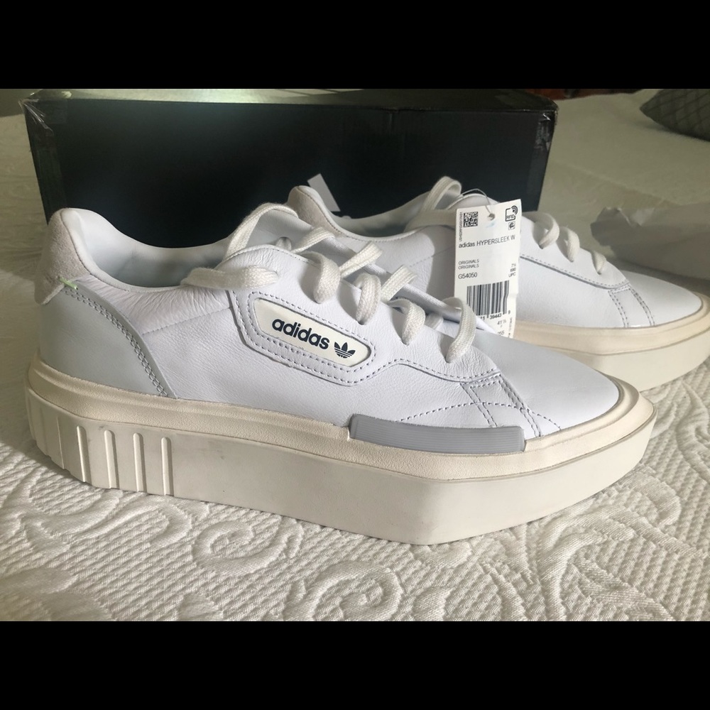 NWT Adidas hyper sleek shoes size 9